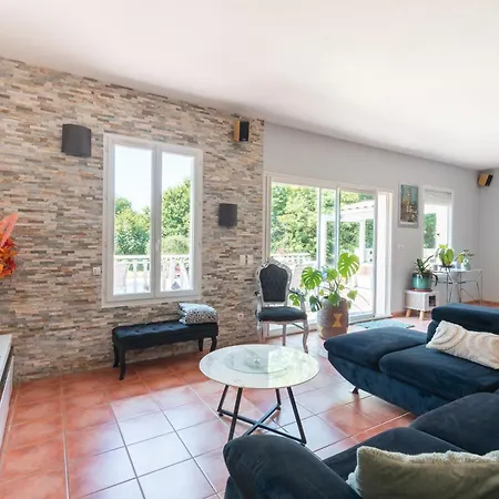 Maison Zoe- Haute Pyrenees Semesterbostad *