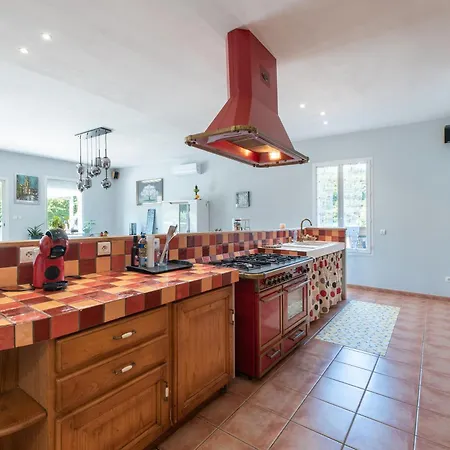 Maison Zoe- Haute Pyrenees Semesterbostad Saint-Laurent-de-Neste