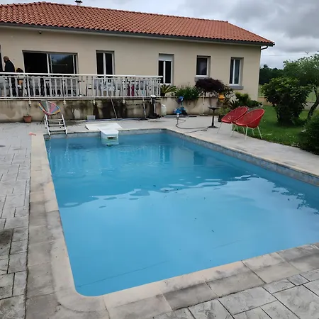 Maison Zoe- Haute Pyrenees Semesterbostad
