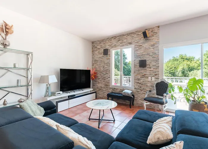 Maison Zoé- Haute Pyrenees * Saint-Laurent-de-Neste