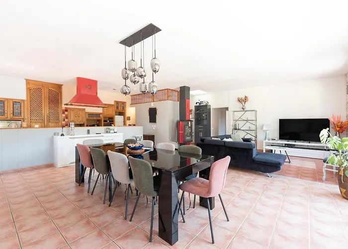 Maison Zoé- Haute Pyrenees Сasa de vacaciones *